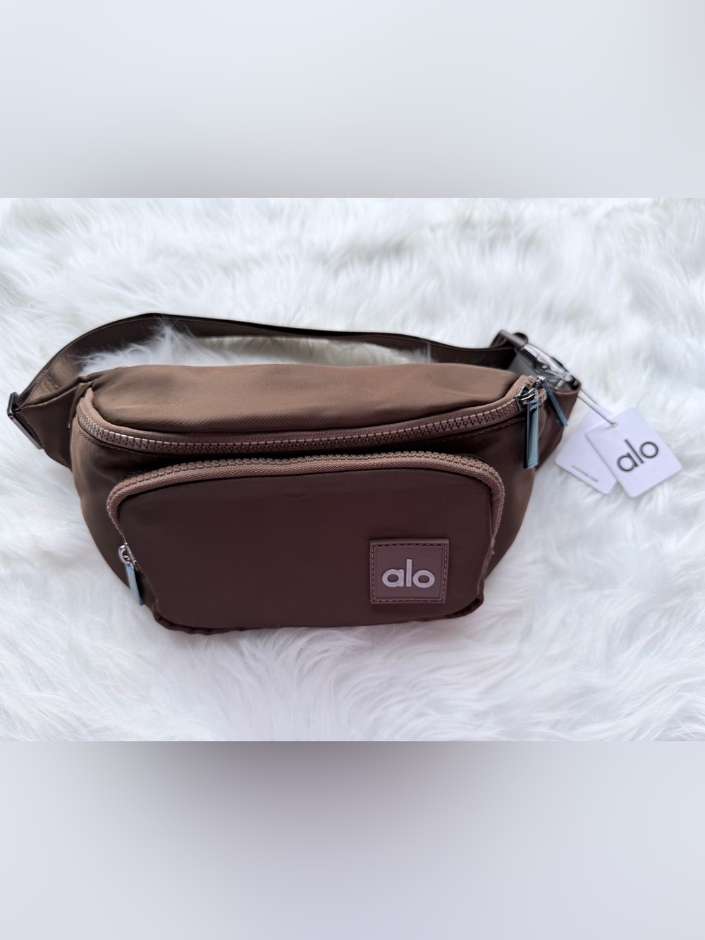 ALO Yoga Brown ( Eapresso color ) Belt Bag with Front pocket